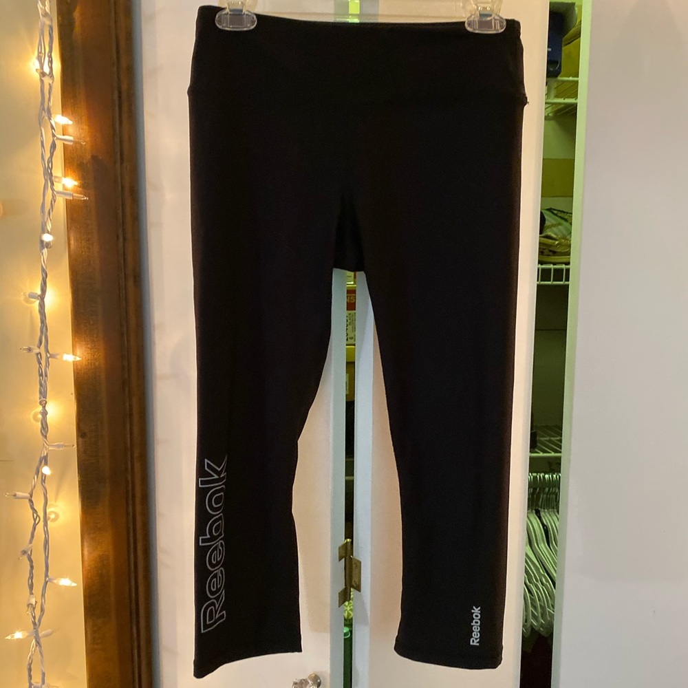 cropped reebok leggings